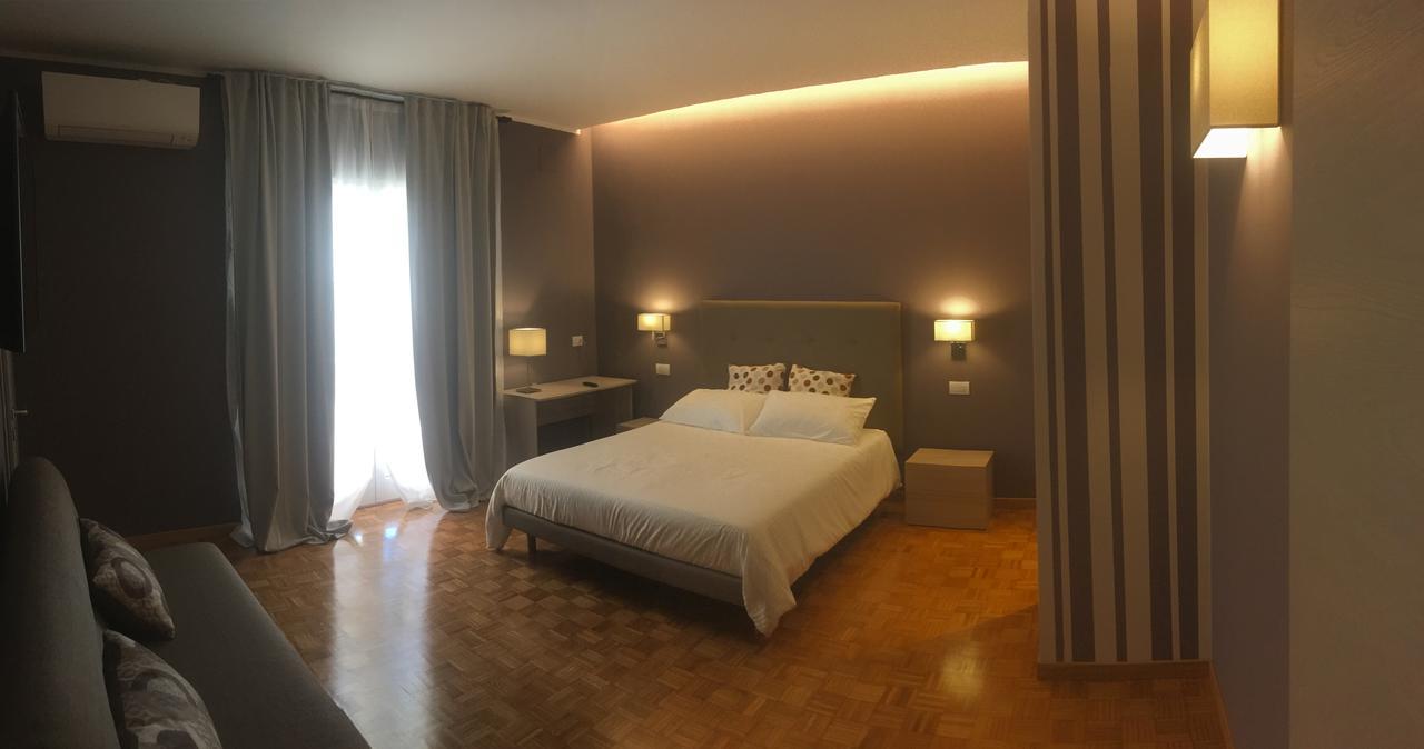 Robin Rooms Montegranaro Exterior photo